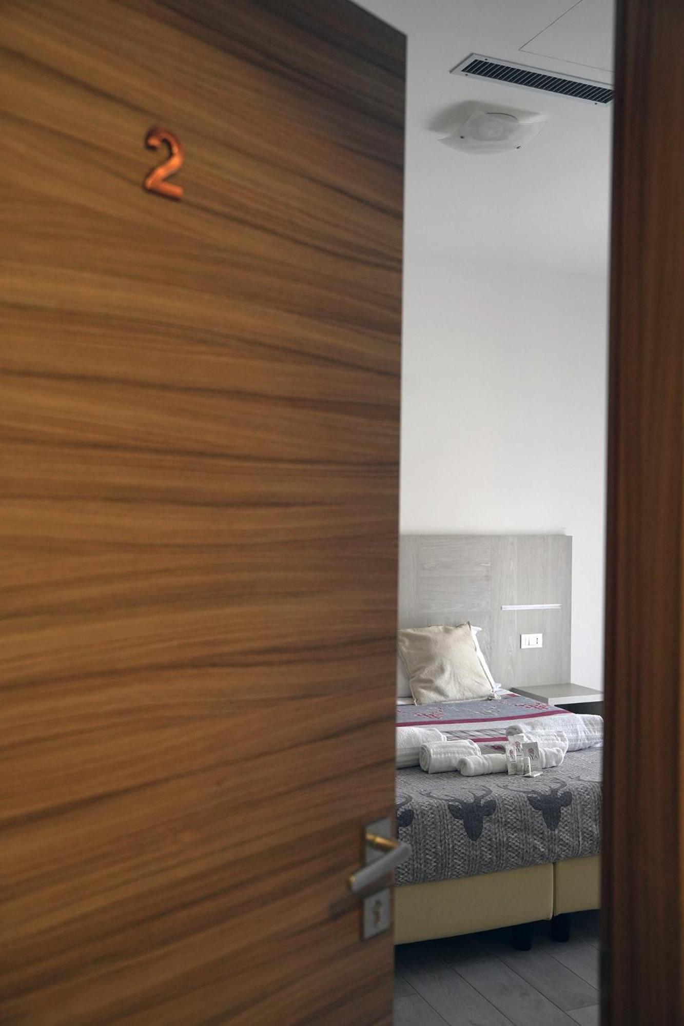 B&B Arco Dei Sogni 切拉诺 外观 照片