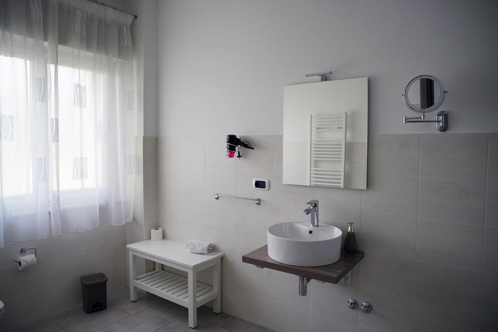 B&B Arco Dei Sogni 切拉诺 外观 照片