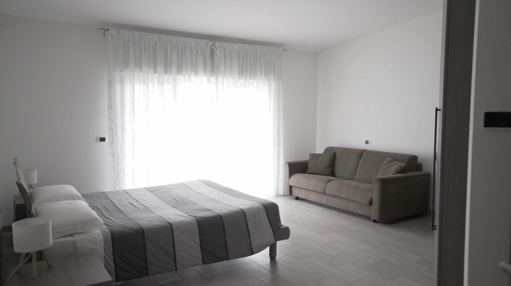 B&B Arco Dei Sogni 切拉诺 外观 照片